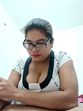 Elie couple143 online show from 11.16.25