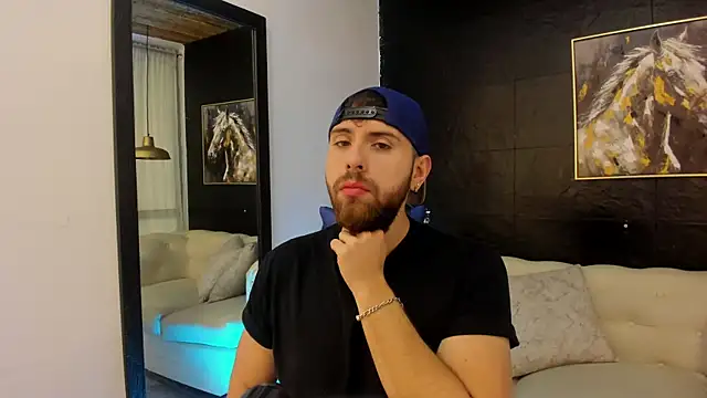 Maximo Wolff online show from 10.07.25