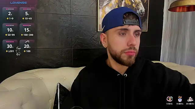 Maximo Wolff online show from 10.12.25