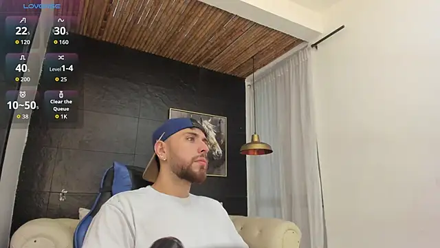 Maximo Wolff online show from 10.21.25