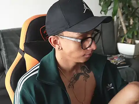 Vbenz28 online show from 01.10.26