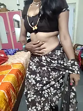 Snapshot of Swapna_kannada chatting on 11.08.25 Swapna kannada online show from 11.08.25