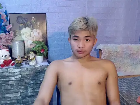 Snapshot of mostwantedtwink chatting on 05.11.26 mostwantedtwink online show from 05.11.26