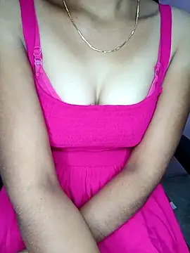 Nidhi lovely online show from 12.17.25