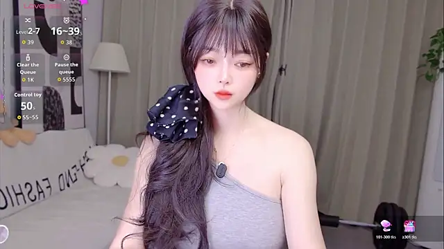 uikyy1 online show from 04.14.26