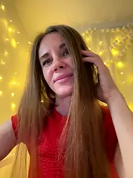 Snapshot of LucieMack chatting on 01.11.26 LucieMack online show from 01.11.26