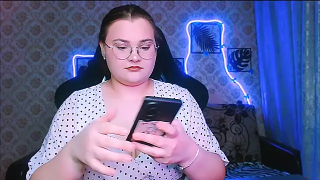 InLoveWithLife26 online show from 03.09.26