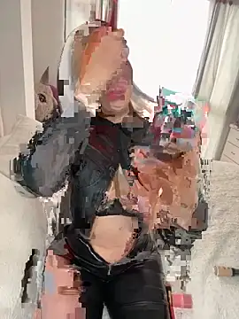 Snapshot of Savannah_Monroe chatting on 09.20.25 Savannah Monroe online show from 09.20.25