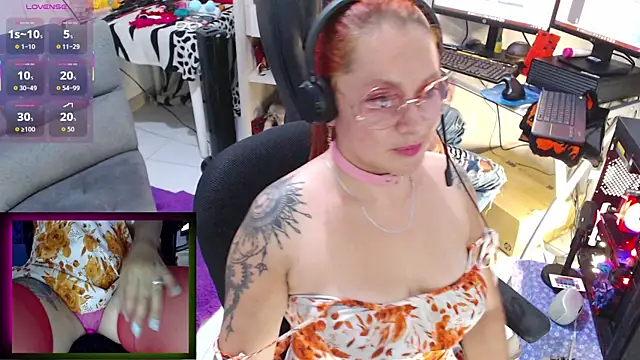 Snapshot of leidydi223 chatting on 10.16.25 leidydi223 online show from 10.16.25