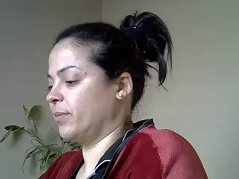 ITALIANASISIXX online show from 03.12.25