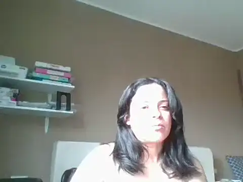 ITALIANASISIXX online show from 04.14.26