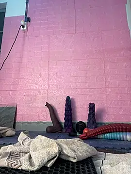 Rose 194 online show from 03.14.26