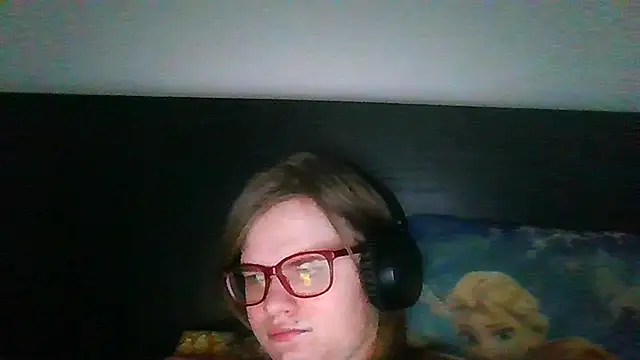 Moonolighta online show from 09.24.25