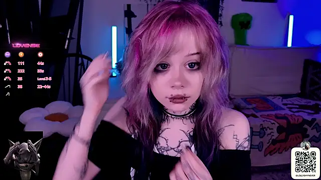 Lollyshy online show from 10.24.25