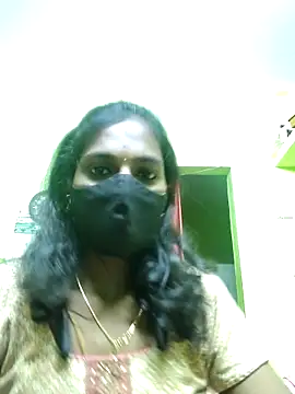 Snapshot of Honey_rosetamil chatting on 10.03.25 Honey rosetamil online show from 10.03.25