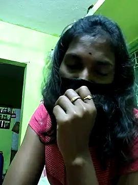 Snapshot of Honey_rosetamil chatting on 10.05.25 Honey rosetamil online show from 10.05.25