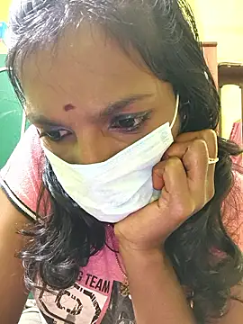 Snapshot of Honey_rosetamil chatting on 11.25.25 Honey rosetamil online show from 11.25.25