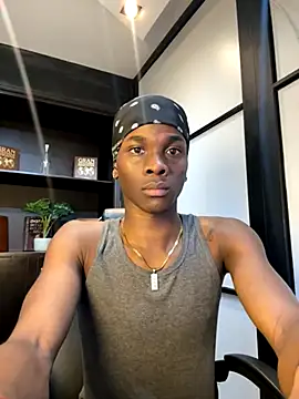 Brycce santos online show from 11.19.25