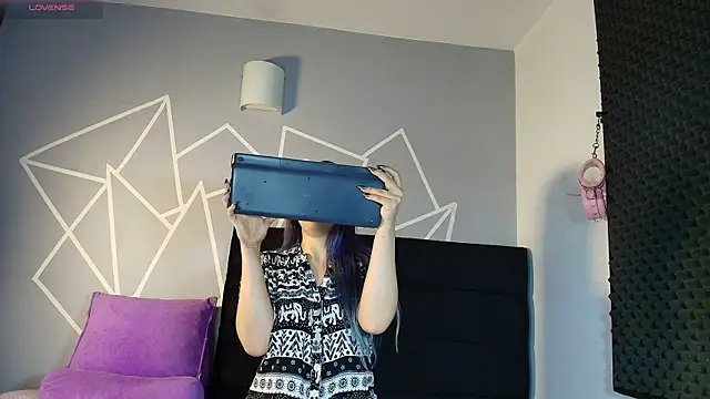 karlamoon23 online show from 03.27.26