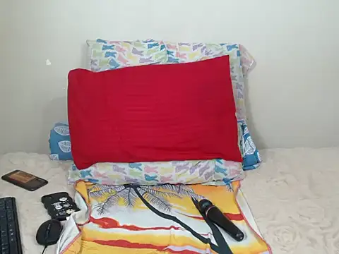  SweetLips  online show from 04.27.26