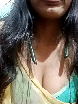 kaviyaponnu0987 online show from 10.05.25