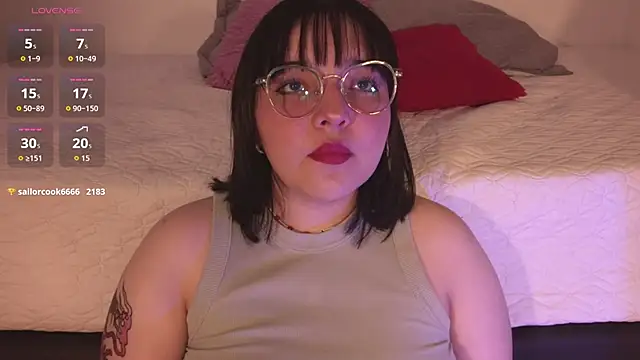 Snapshot of Gaby99_ chatting on 10.26.25 Gaby99 online show from 10.26.25