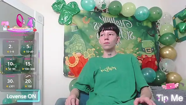 LiamBrown09 online show from 03.10.26