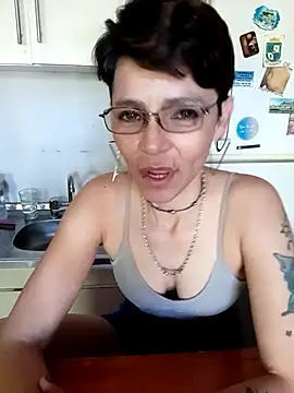 Snapshot of Lulypsicologasexual chatting on 10.01.25 Lulypsicologasexual online show from 10.01.25