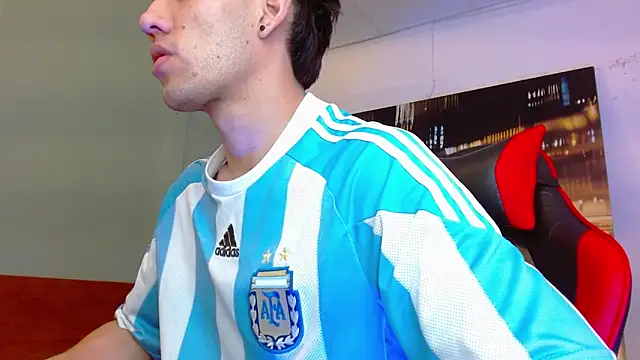 alexgiraldo   online show from 06.17.26