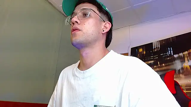 alexgiraldo   online show from 06.20.26