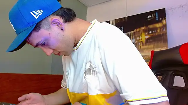 alexgiraldo   online show from 07.04.26