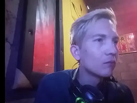 Cloudztrife online show from 05.19.26