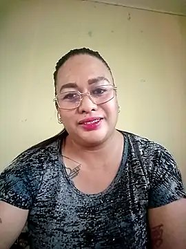 EmmaKantutera online show from 12.19.25