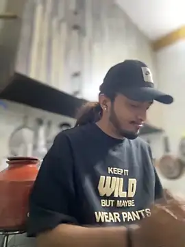 Snapshot of seenu2101 chatting on 03.01.26 seenu2101 online show from 03.01.26