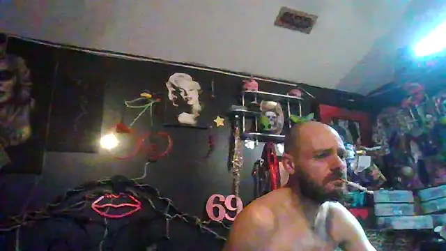 Splash Queen420 online show from 02.24.26