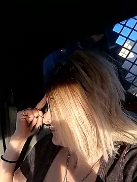 Splash Queen420 online show from 04.05.26