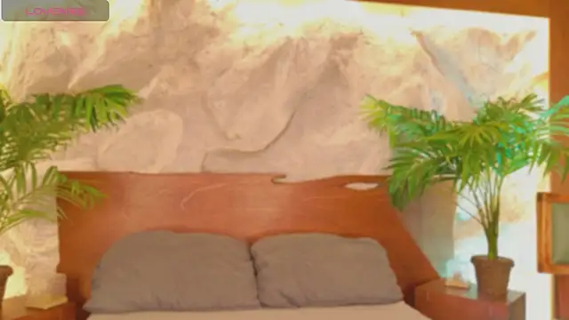 alisonn moon online show from 04.12.26