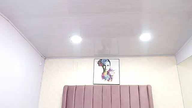 AriannaAdames online show from 04.18.26