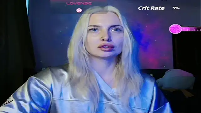 Snapshot of SpaceMarsi chatting on 10.10.25 SpaceMarsi online show from 10.10.25