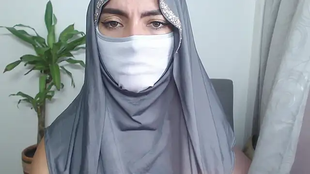 jade nassar online show from 11.04.25