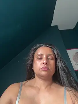 Angelaarayexx online show from 04.12.26