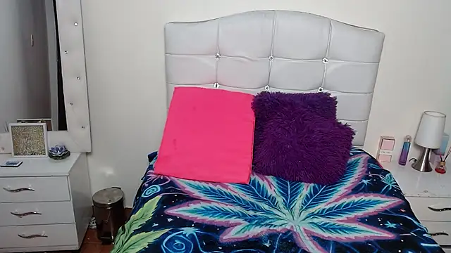 elapetitie online show from 10.03.25