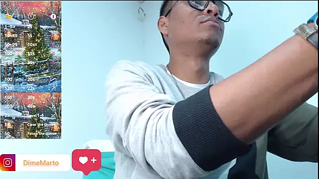 Snapshot of mike_black_22 chatting on 11.28.25 mike black 22 online show from 11.28.25