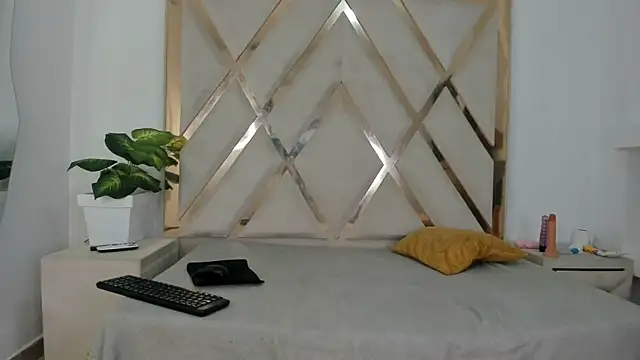 arielasm online show from 09.12.25