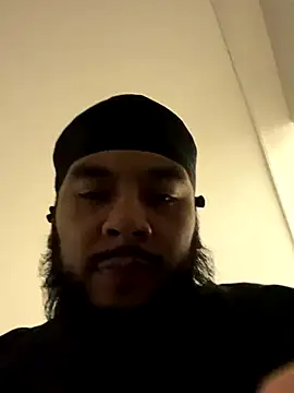 Snapshot of Bbrn69official chatting on 11.13.25 Bbrn69official online show from 11.13.25