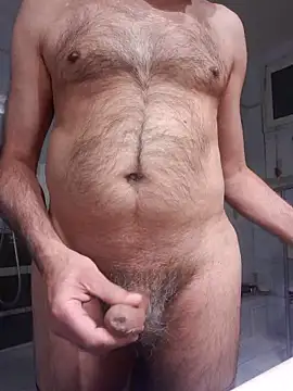 Snapshot of romeobravohotel chatting on 11.20.25 romeobravohotel online show from 11.20.25