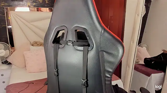 sara slut21 online show from 12.18.24