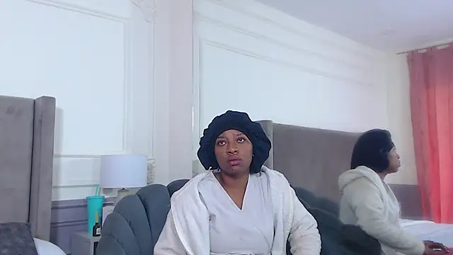 NatashaSilver online show from 11.25.25