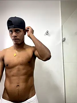 Nick Jackson  online show from 09.08.25