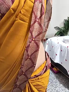 Snapshot of Shalu_G chatting on 04.04.26 Shalu G online show from 04.04.26